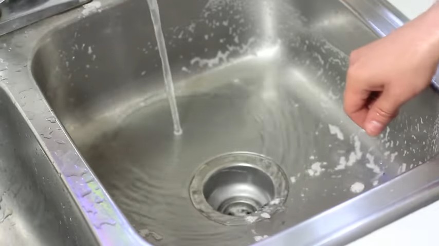 Vinegar uses around the house